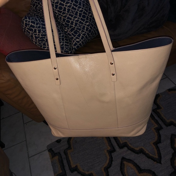 Cole Haan large leather tote - Picture 4 of 6
